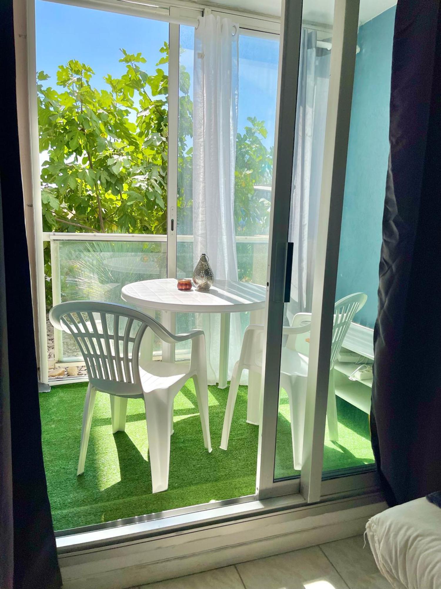 Joli Appartement Avec Piscine Sète Exterior foto