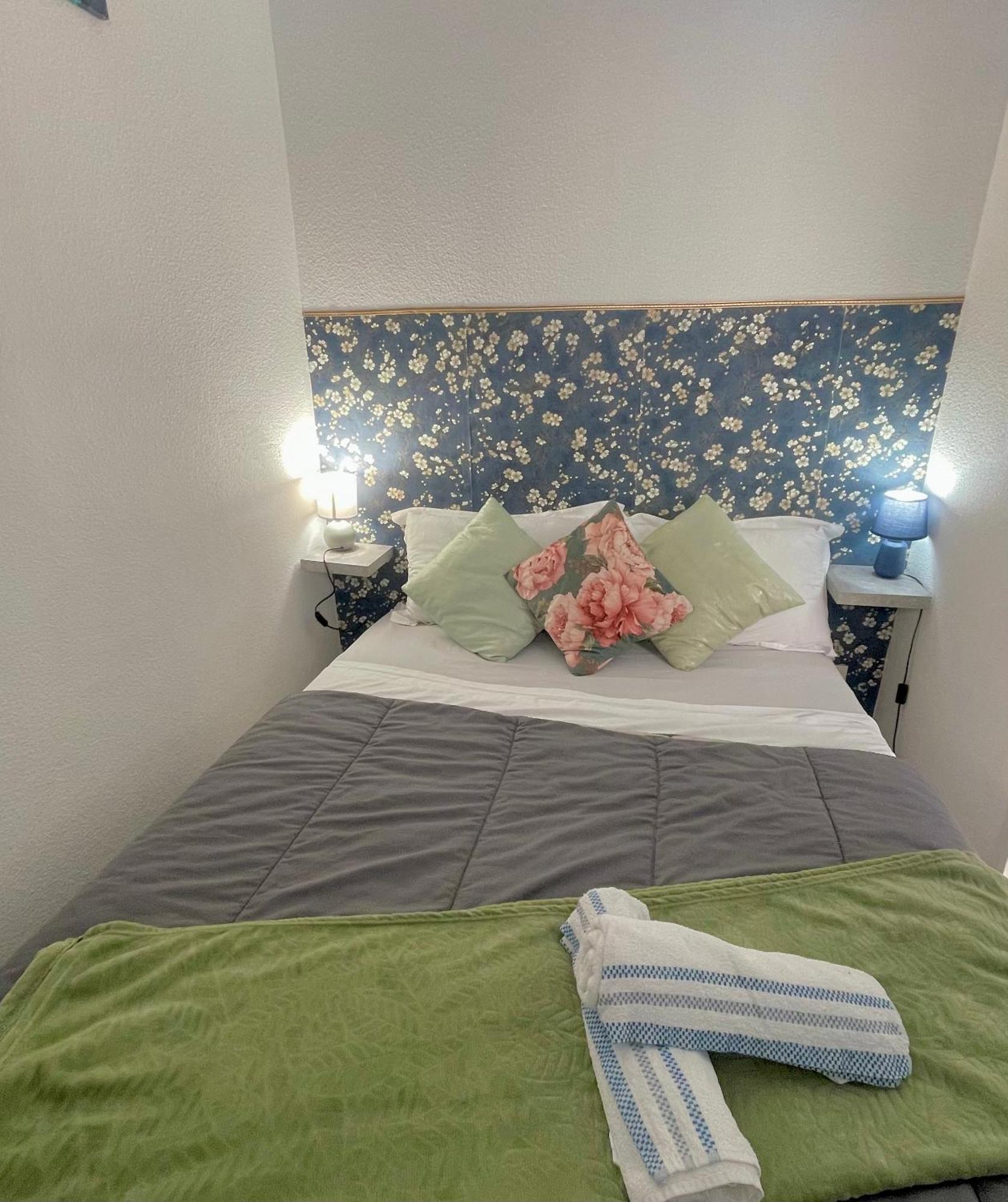 Joli Appartement Avec Piscine Sète Exterior foto